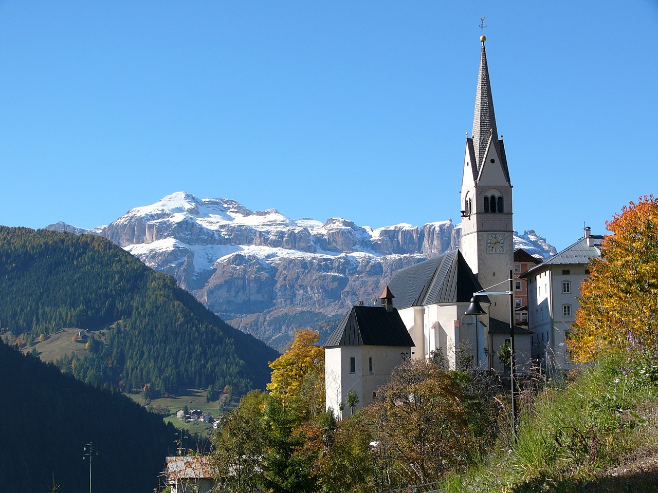 South Tyrol, Dolomitai, Bažnyčia, Bokštas, Nemokamos Nuotraukos,  Nemokama Licenzija