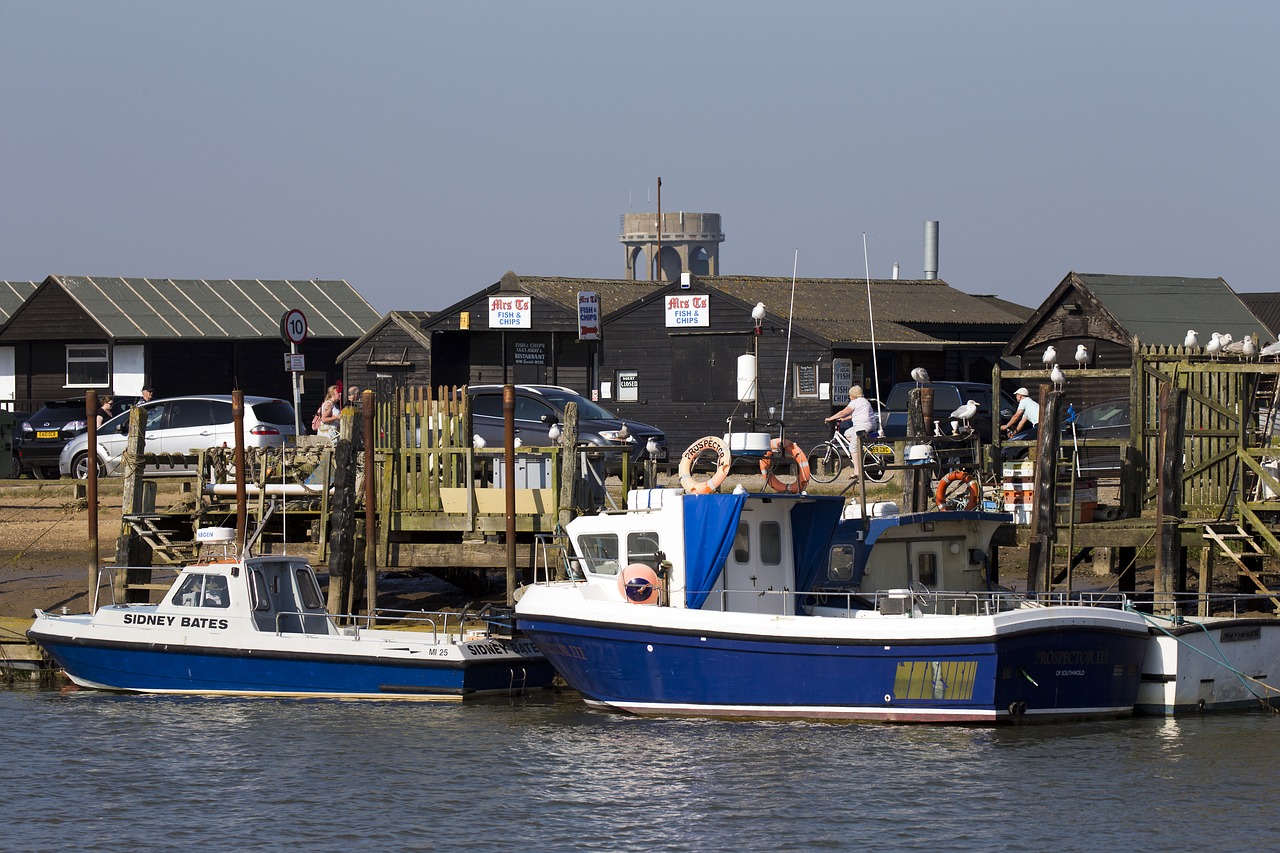 Southwold Uostas, Smurtas, Uk, Žvejybos Laivas, Pramoginė Valtis, Mediniai Nameliai, Žuvies Ir Traškučių Kavinė, Dviratininkai, Jūros Paukščiai, Nemokamos Nuotraukos