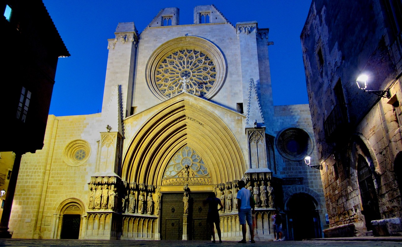 Ispanija, Tarragona, Abendstimmung, Istoriškai, Pastatas, Architektūra, Lankytinos Vietos, Naktis, Šventė, Turizmas