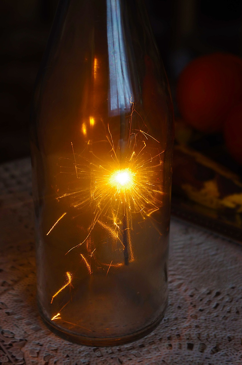 Sparkleris, Švytėjimas, Šviesa, Kibirkštis, Naujųjų Metų Diena, Naujieji Metai, 2015 M., Kalėdų Eglutė, Nemokamos Nuotraukos,  Nemokama Licenzija