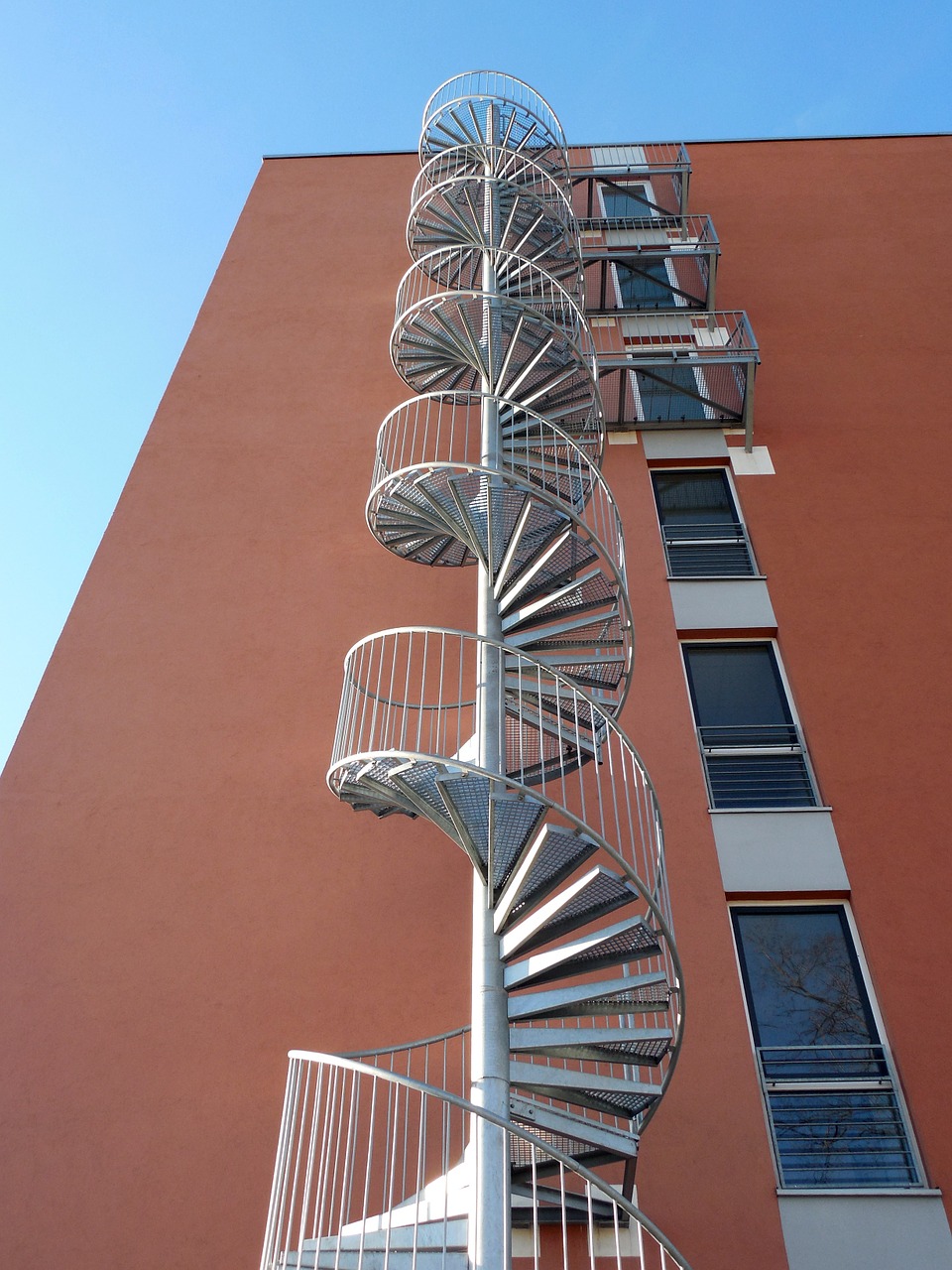 Spiraliniai Laiptai, Laiptai, Palaipsniui, Architektūra, Laiptinė, Metalas, Aukštas, Laiptų Žingsnis, Sraigė, Spiralė