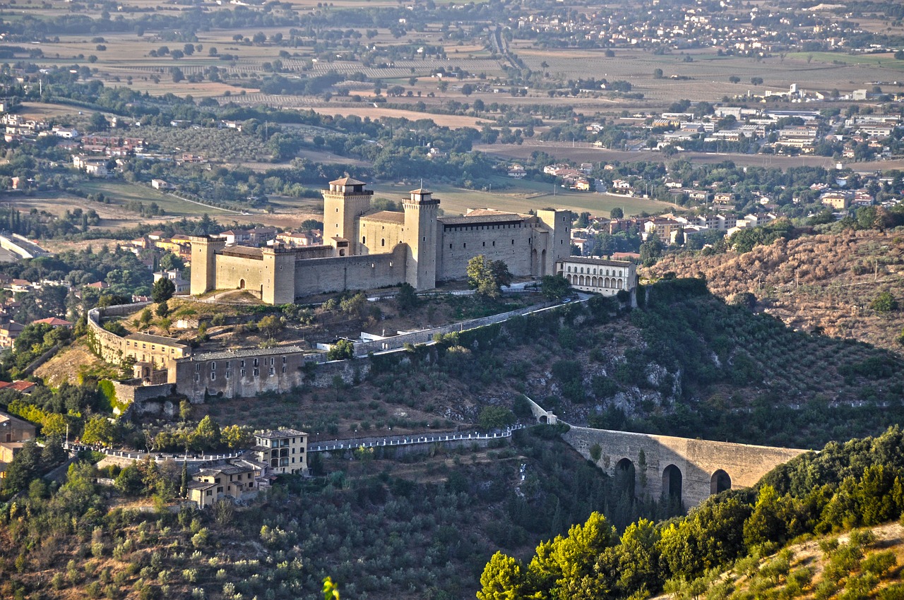 Spoleto, Albornozo Tvirtovė, Bokštų Tiltas, Umbria, Italy, Nemokamos Nuotraukos,  Nemokama Licenzija