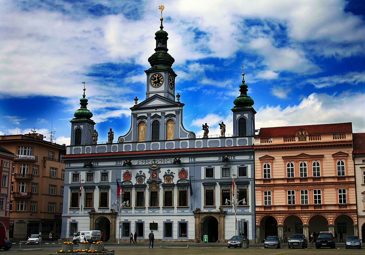 Kvadratas, Čekų Budejovice, Pietų Bohēma, Miestas, Bohemija, Architektūra, Senas Pastatas, Miesto Centras, Rytas, Debesys