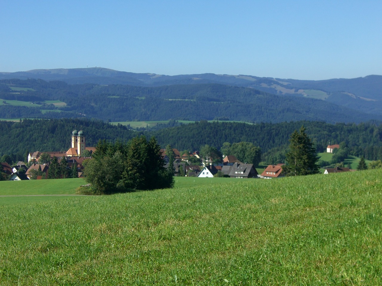 St Mar Genas, Abatijos Kaimas, Hochschwarzwald, Bažnyčios Dvyniai Bokštai, Horizontas, Aukšto Juodo Miško Grandinė, Frisch, Fromm, Linksmas, Laisvas