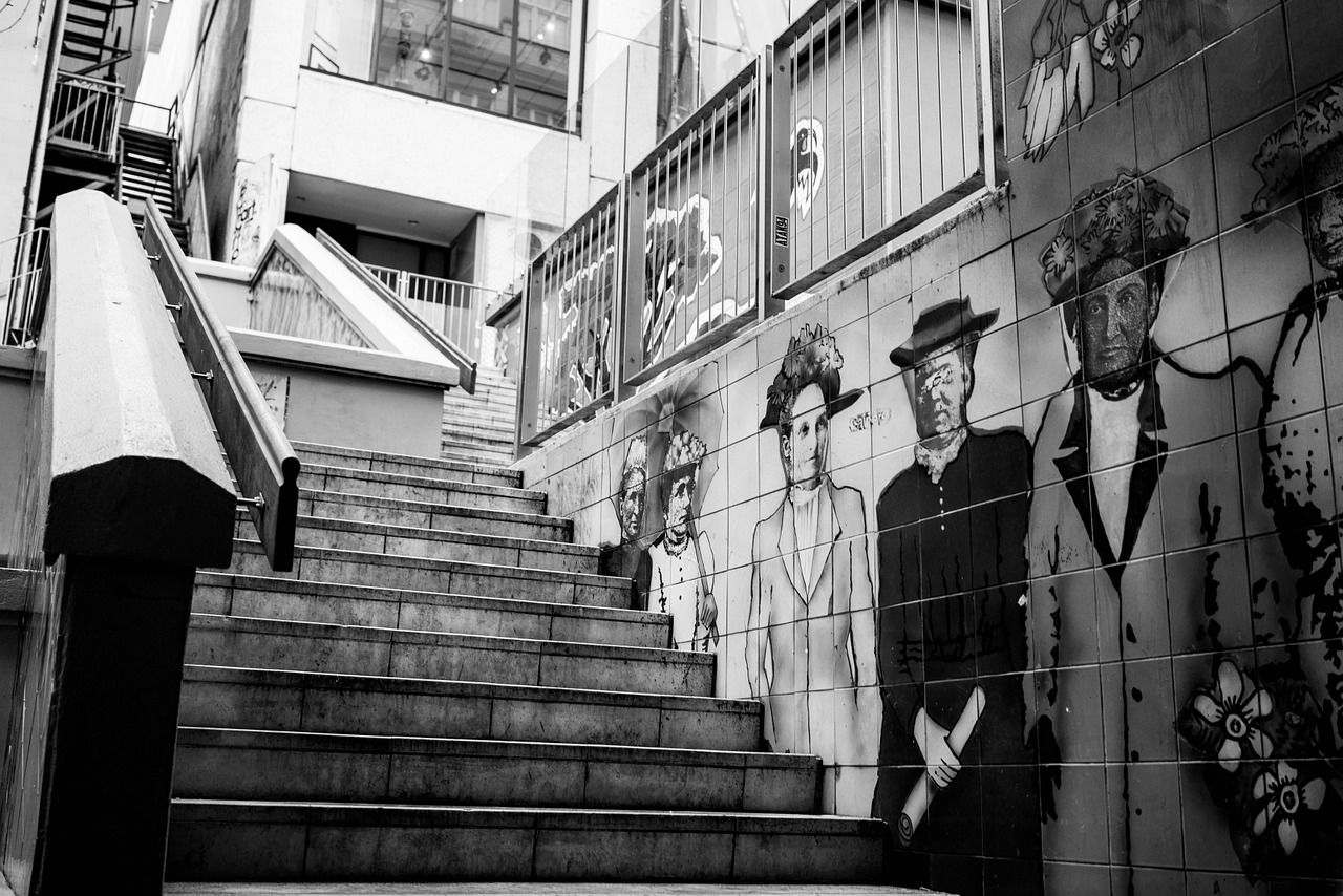 Laiptai, Miesto, Grafiti, Dažyti, Menas, Miestas, Gyvenimo Būdas, Gatvė, Žingsniai, Vyras