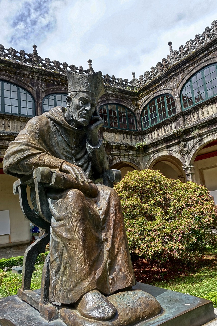 Santiago De Compostela, Statula, Figūra, Mąstytojas, Filosofas, Skulptūra, Vyras, Nemokamos Nuotraukos,  Nemokama Licenzija