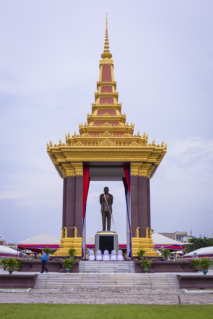 Statula, Karaliaus Tėvo, Norodom Sihanouk, Senovės, Architektūra, Autentiškas, Asija, Debesys, Kultūra, Apdaila