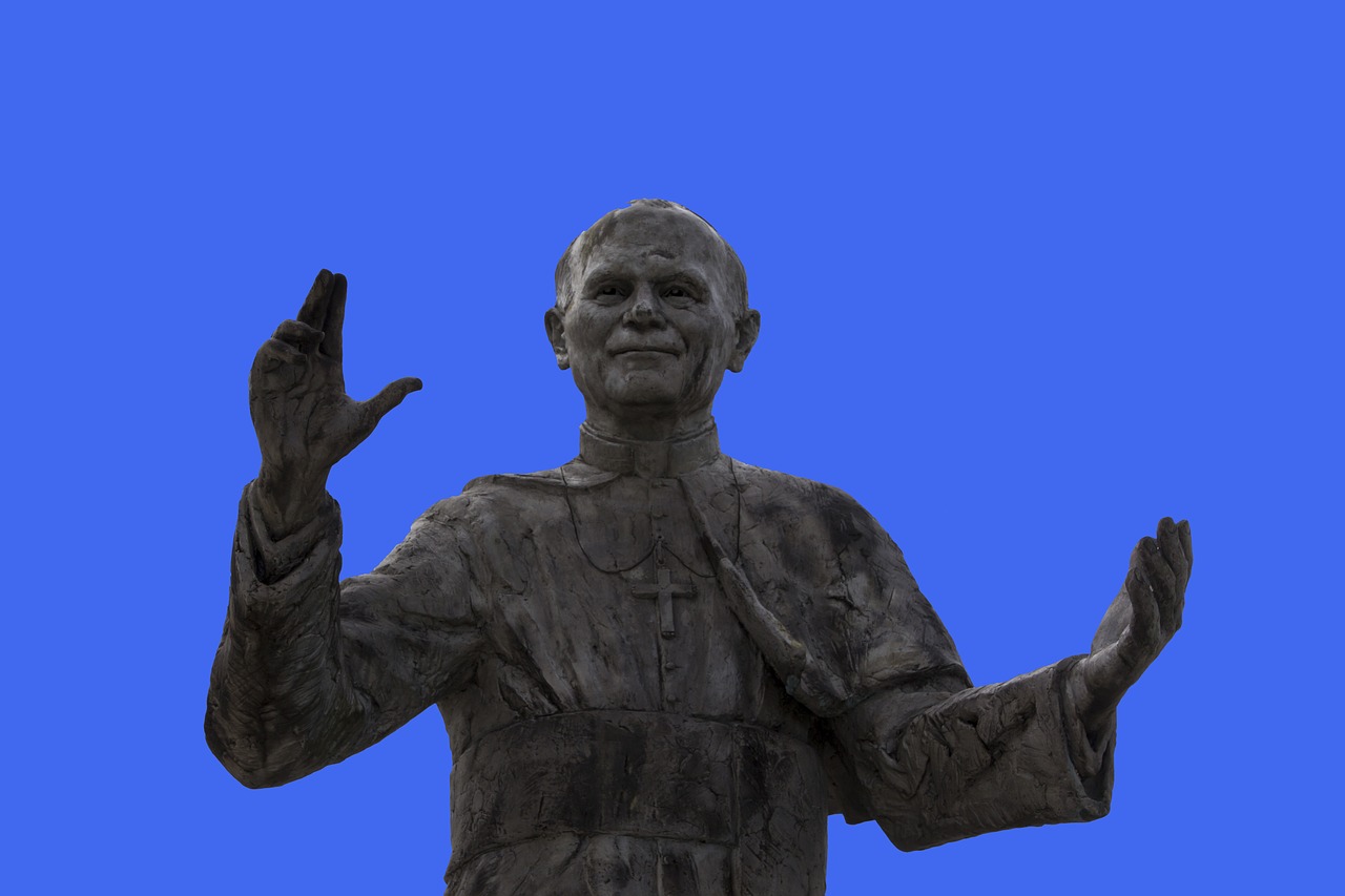Popiežiaus Jono Pauliaus Ii Statula, Lyon, Statula, Akmuo, Skulptūra, Akmens Figūra, Akmens Skulptūra, Nemokamos Nuotraukos,  Nemokama Licenzija