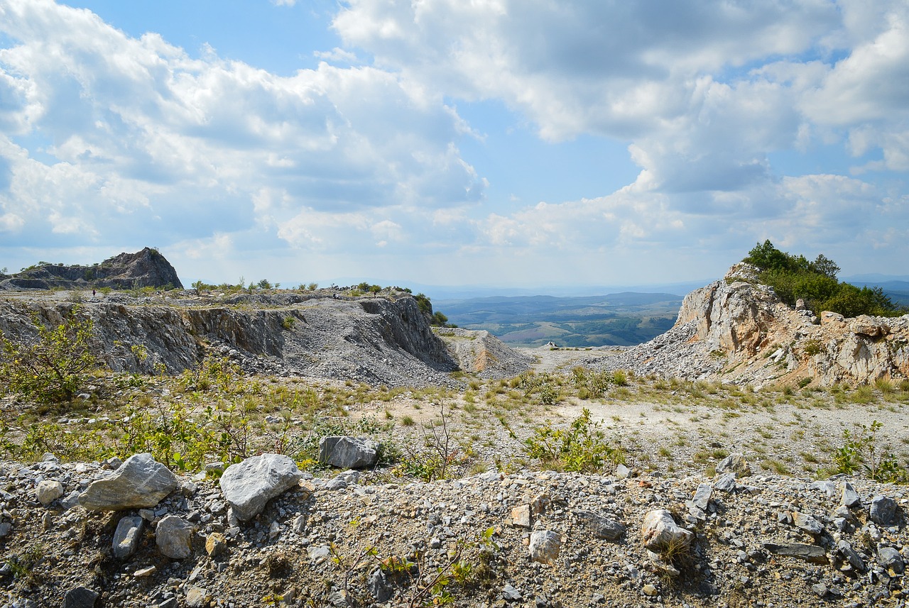 Akmuo, Mine, Dangus, Mėlynas, Debesys, Rokas, Mineralinis, Karjeras, Geologija, Bükk-Fennsík