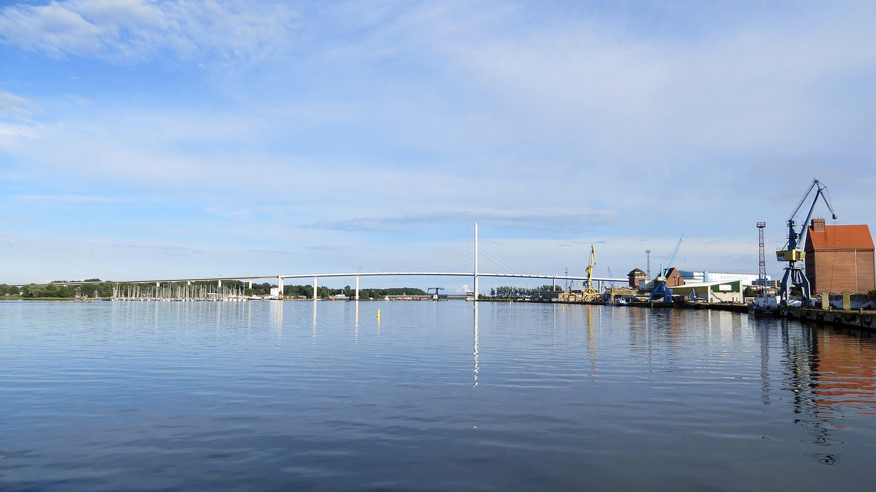 Stralsund, Uostas, Tiltas, Ryšys Su Žemynu, Šventė, Kranas, Garsas, Baltijos Jūra, Vanduo, Rügen Tiltas