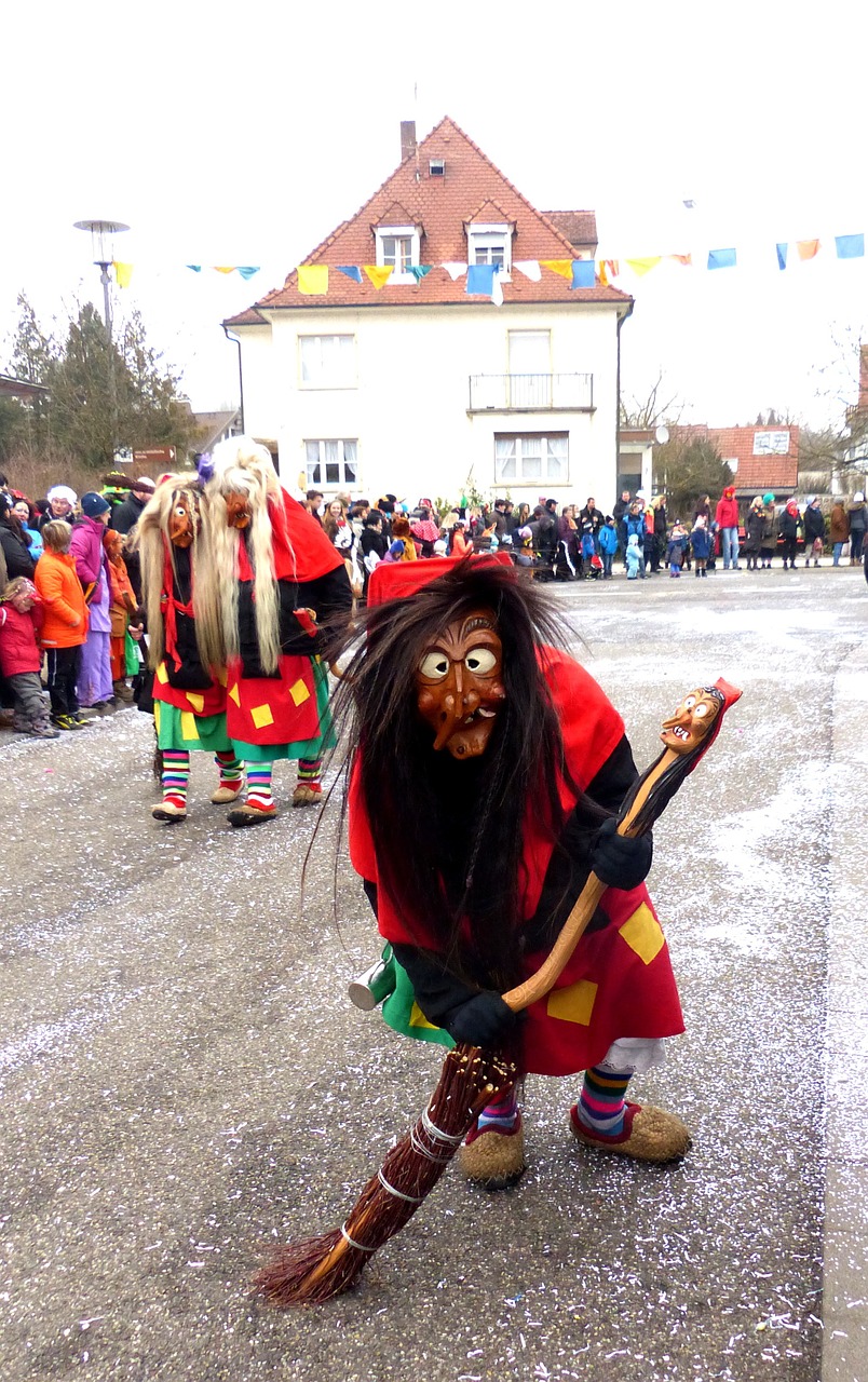 Strassenfasnet, Medinė Kaukė, Šiaudų Batai, Ragana, Nemokamos Nuotraukos,  Nemokama Licenzija