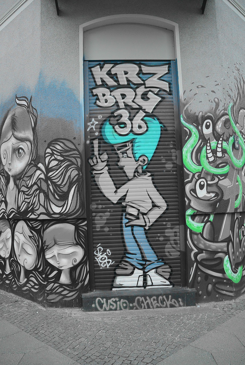 Gatvės Menas, Grafiti, Sienų Tapyba, Miesto Menas, Alternatyva, Purkštuvas, Berlynas, Kreuzberg, Menas, Žmogus