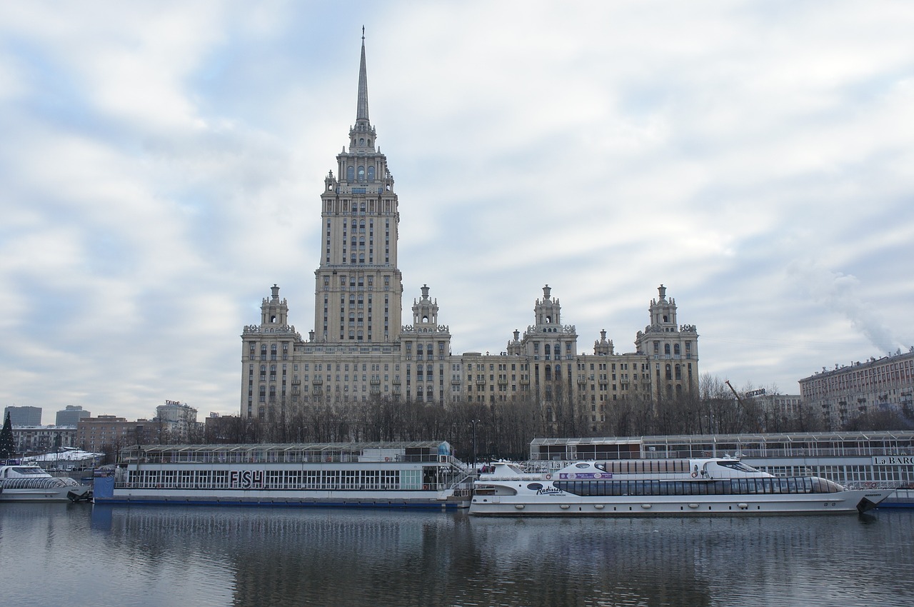 Struktūra, Daugiaaukštis Pastatas, Moscow, Rusija, Septynios Seserys, Bokštas, Upė, Miestas, Nemokamos Nuotraukos,  Nemokama Licenzija