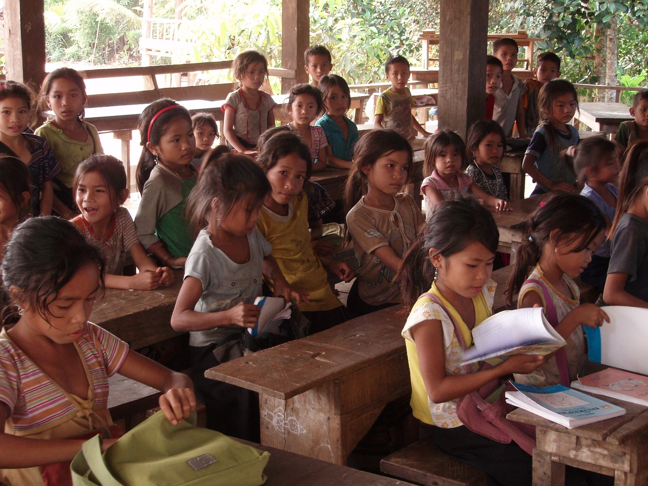 Studentai, Pradinė Mokykla, Kaimas, Laosas, Vaikai, Instrukcija, Pietų Laosas, Moksleiviai, Kaimo Vietovė, Švietimas