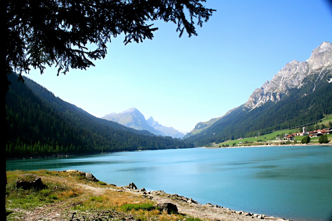 Sufnersee, Rezervuaras, Sufers, Šliegenas, Graubünden, Šveicarija, Kraštovaizdis, Kalnai, Gamta, Medis