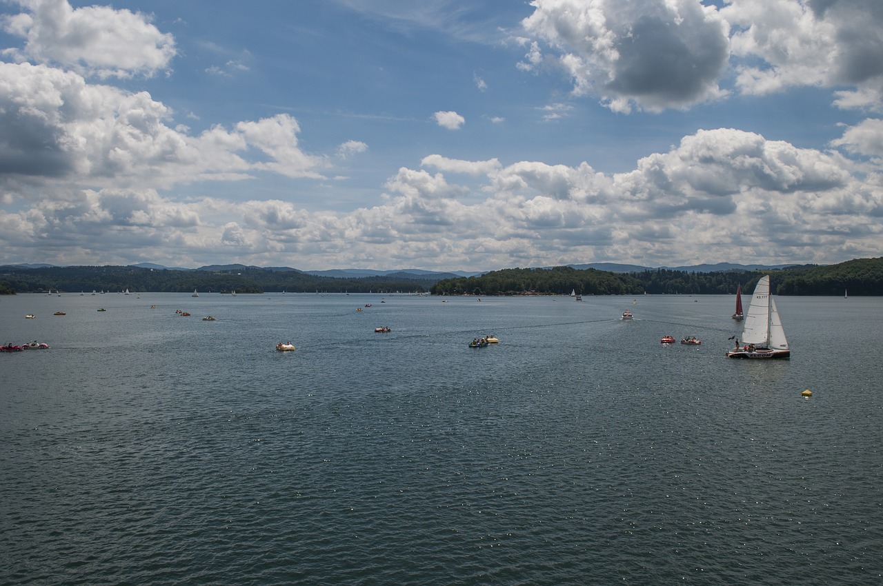 Vasara, Atostogos, Ežeras, Vanduo, Solina, Burlaivis, Gamta, Turizmas, Kelionė, Debesys