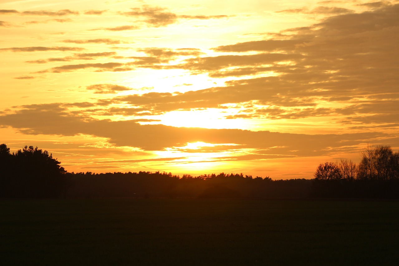 Saulė, Saulėlydis, Vakarinis Dangus, Miškas, Laukas, Abendstimmung, Dangus, Besileidžianti Saulė, Debesys, Afterglow