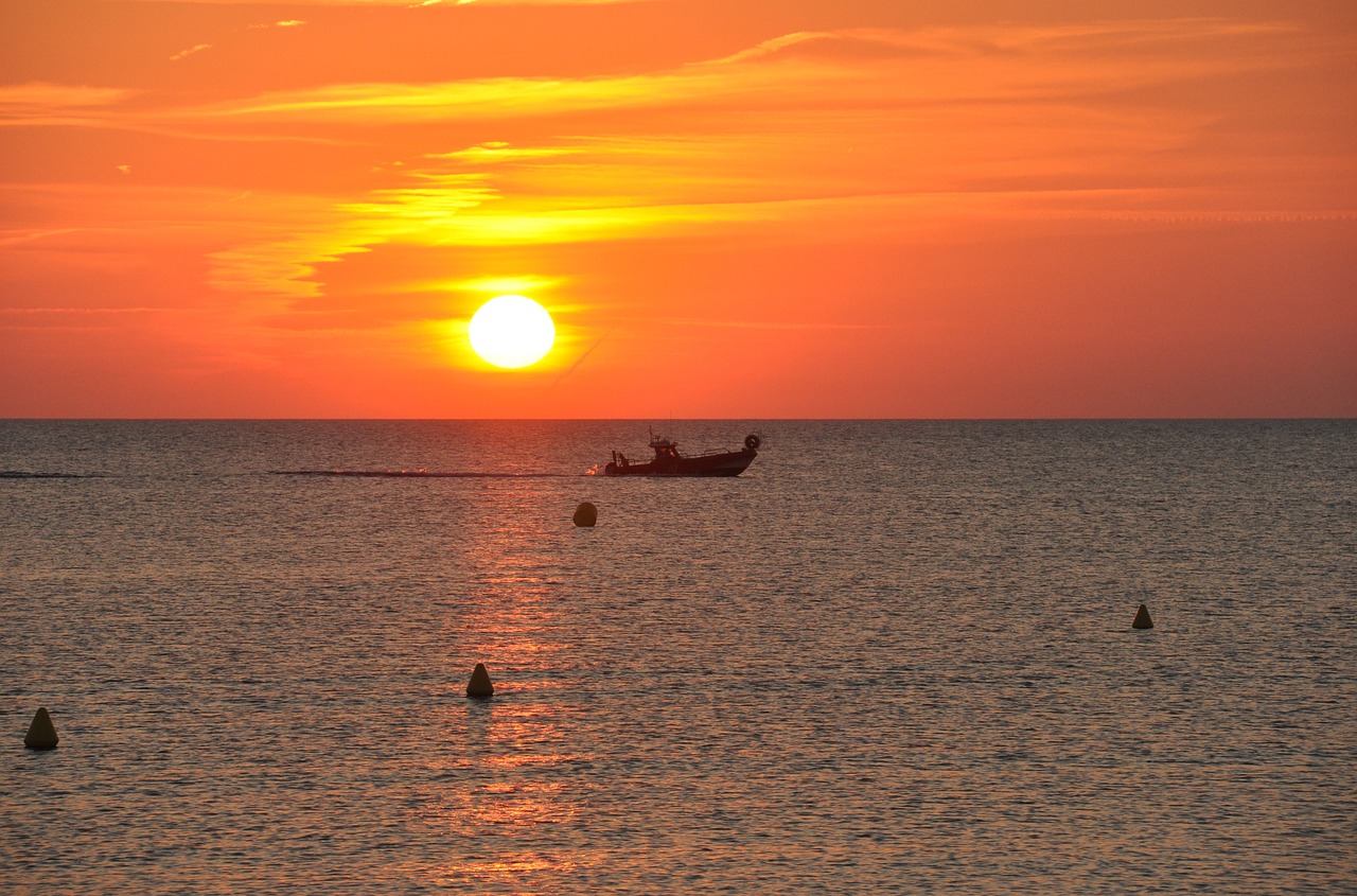 Sunrise,  Jūra,  Atspindys,  Valtis,  Vasara,  Gamta, Nemokamos Nuotraukos,  Nemokama Licenzija