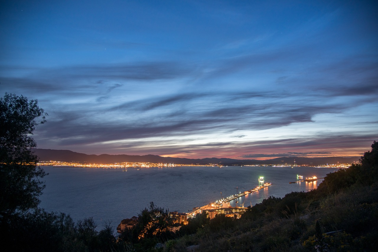 Saulėlydis, Gibraltaras, Algeciras, Valtys, Laivai, Dangus, Debesys, Saulė, Dusk, Įlanka