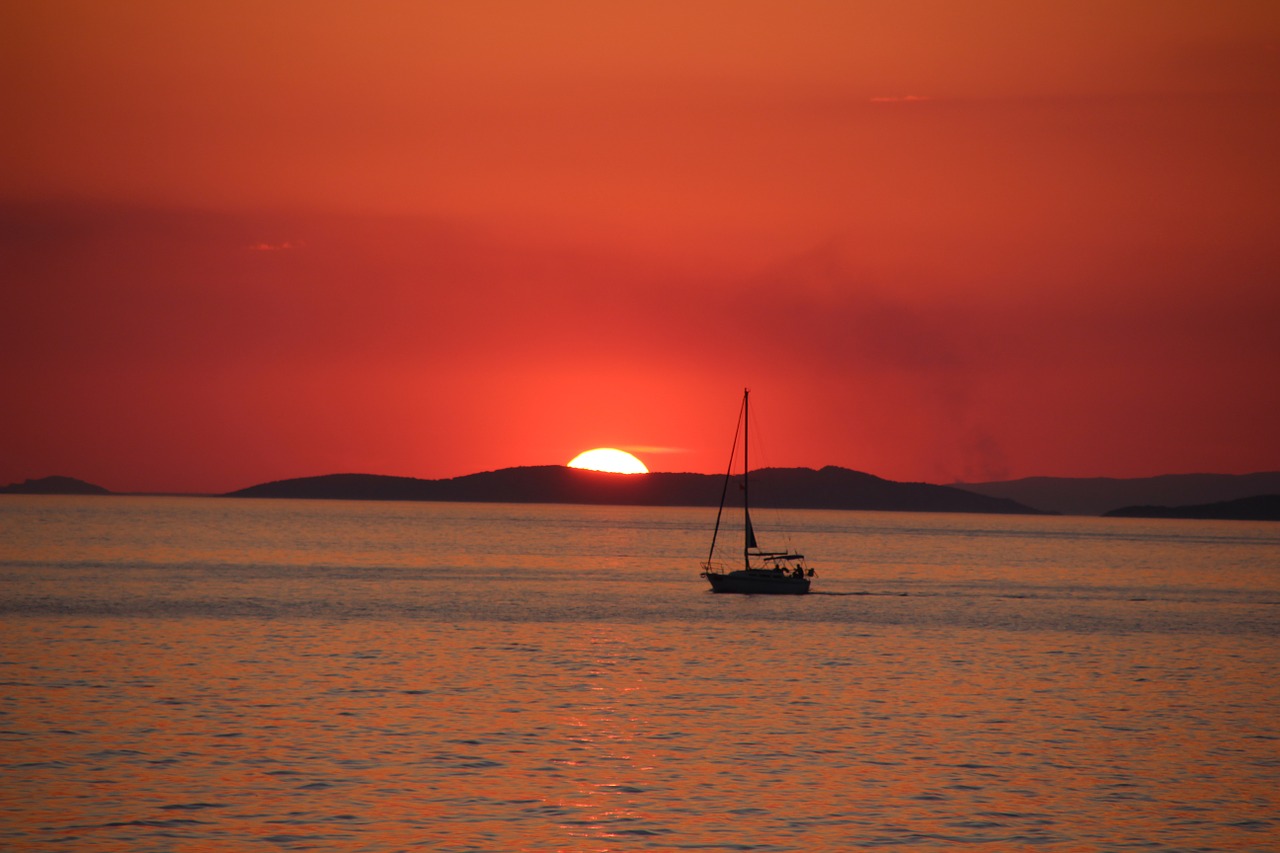 Saulėlydis, Jūra, Romantiškas, Vakarinis Dangus, Afterglow, Abendstimmung, Saulės Šviesa, Boot, Dangus, Nuotaika