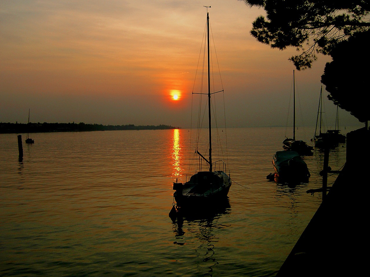 Saulėlydis, Italy, Garda, Ežeras, Abendstimmung, Saulė, Romantiškas, Vanduo, Šventė, Nemokamos Nuotraukos