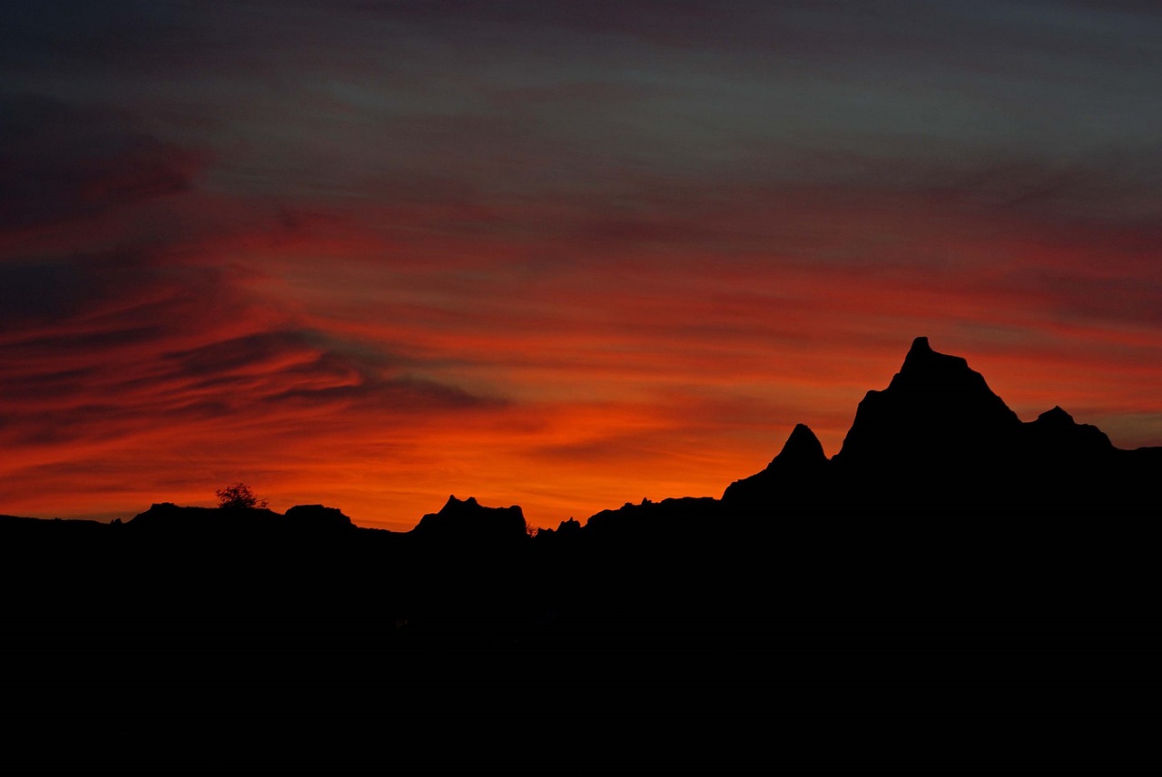 Saulėlydis, Kraštovaizdis, Akmenys, Siluetai, Dusk, Vakaras, Twilight, Debesys, Dangus, Badlands Nacionalinis Parkas