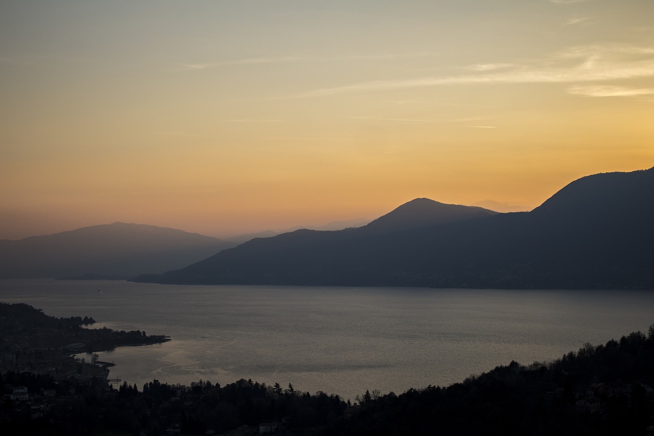 Saulėlydis, Italy, Ežeras, Abendstimmung, Romantiškas, Šventė, Boot, Vanduo, Jūra, Saulė