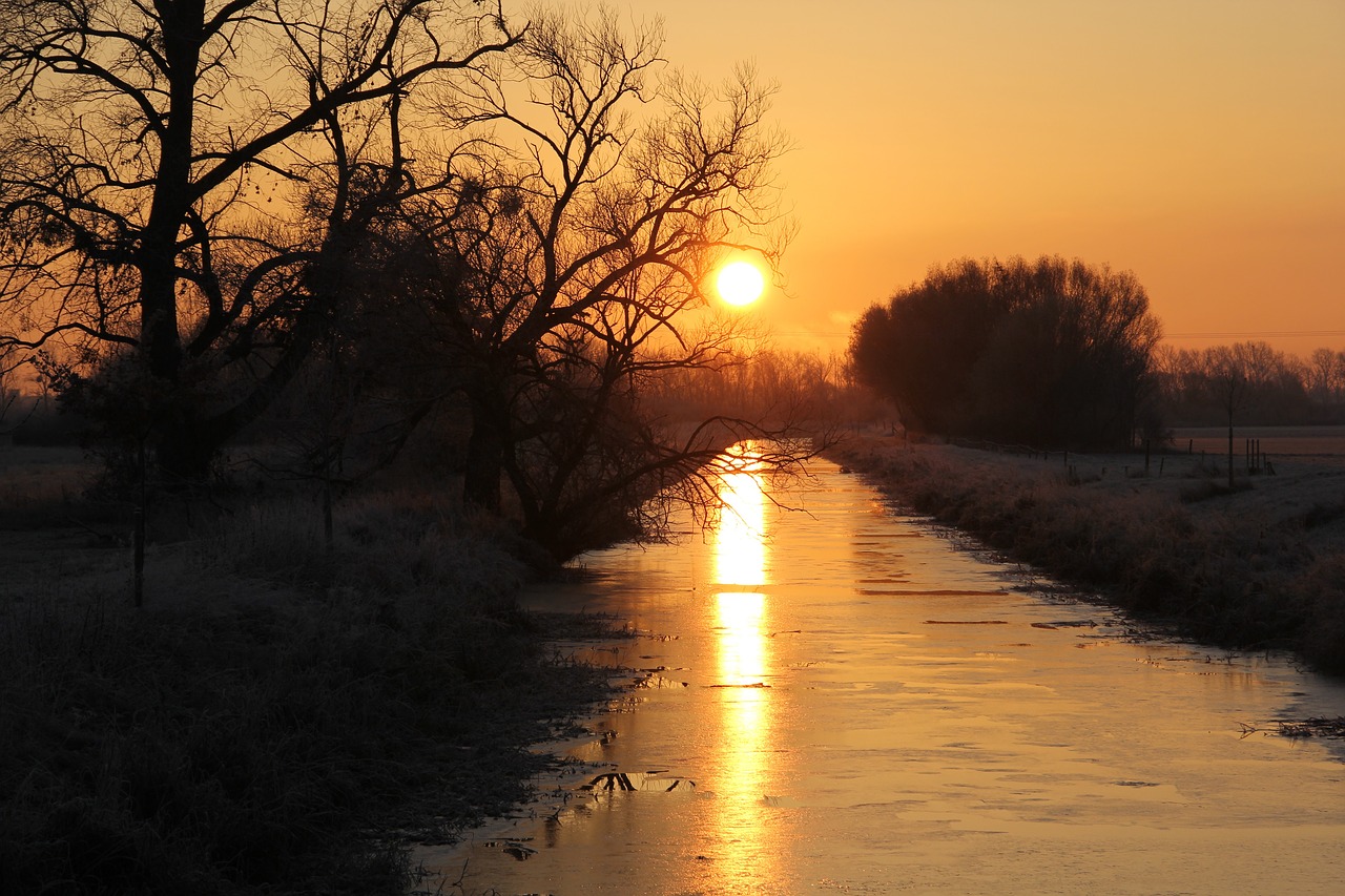 Saulėlydis, Upė, Upelis, Vanduo, Vakarinis Dangus, Abendstimmung, Veidrodis, Romantiškas, Vakaro Saulė, Kraštovaizdis