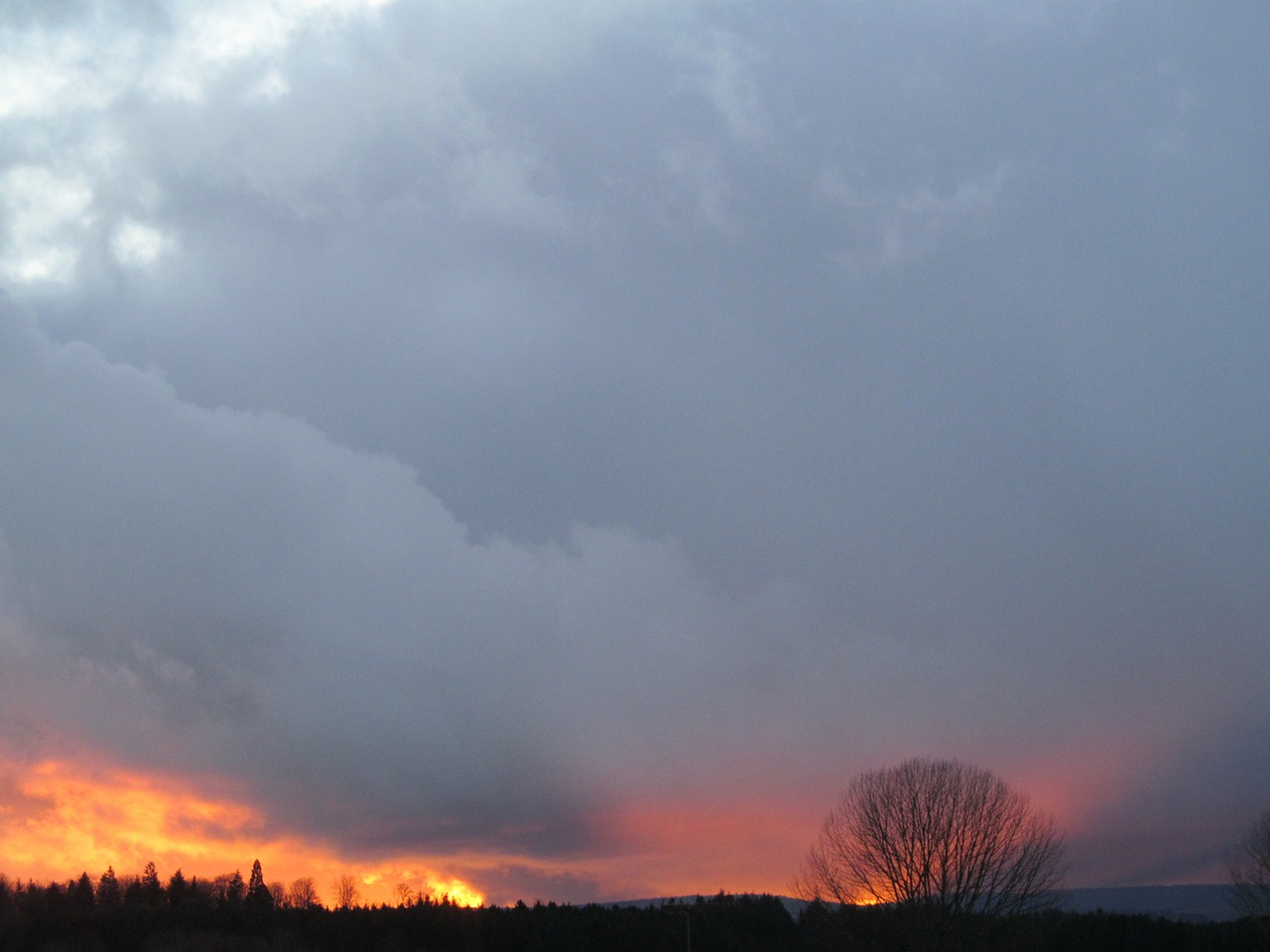 Saulėlydis, Vakarinis Dangus, Afterglow, Žiemos Saulėlydis, Dangus, Debesys, Mėlynas, Spalvinga, Abendstimmung, Spalva