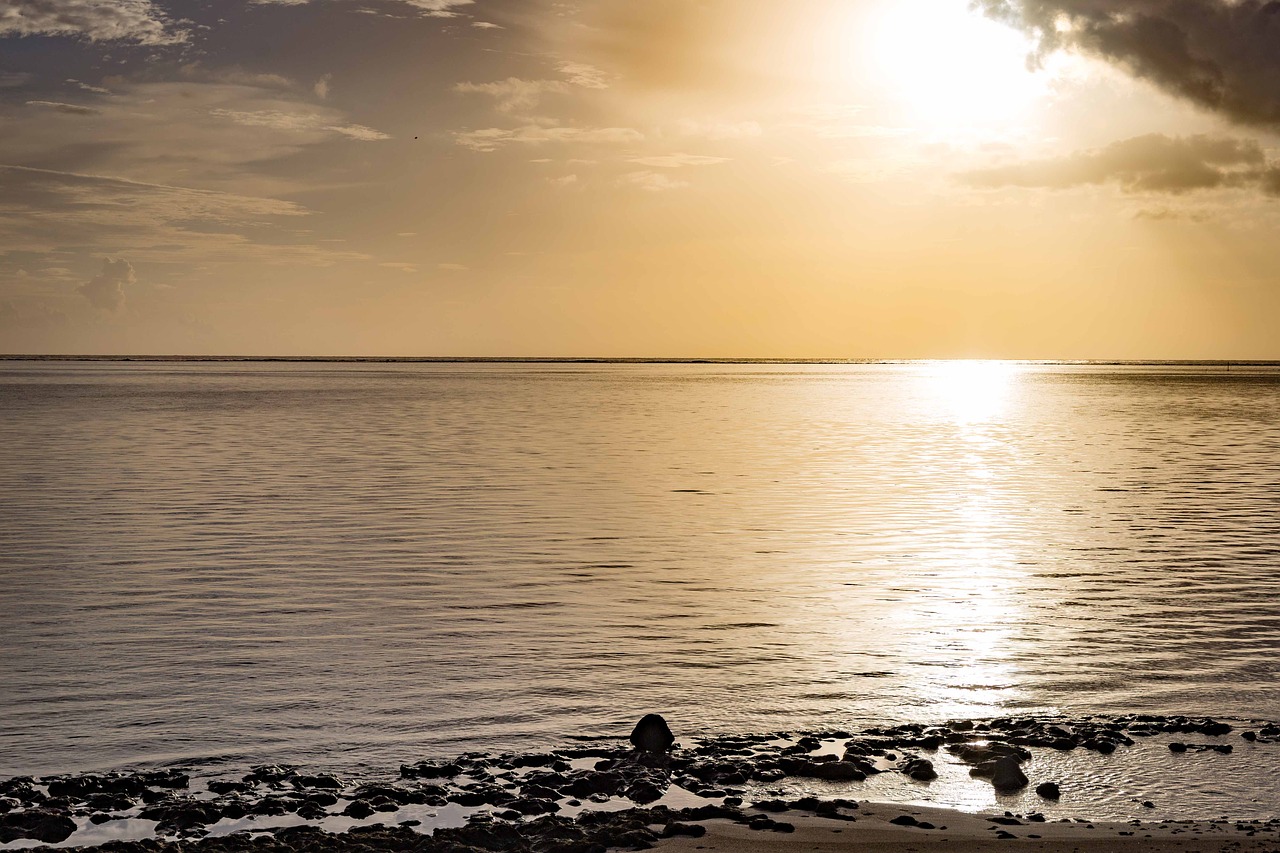 Saulėlydžio,  Moorea,  Prancūzų Polinezija,  Tahiti,  Marių,  Jūra,  Smėlis,  Akmenys,  Debesys,  Kelionė