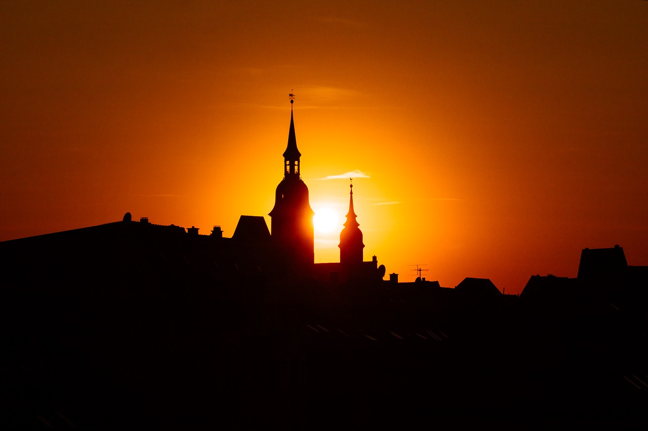 Saulėlydžio,  Miestas,  Siluetas,  Architektūra,  Prieblanda,  Skyline,  Twilight,  Downtown,  Istorinis,  Raudona