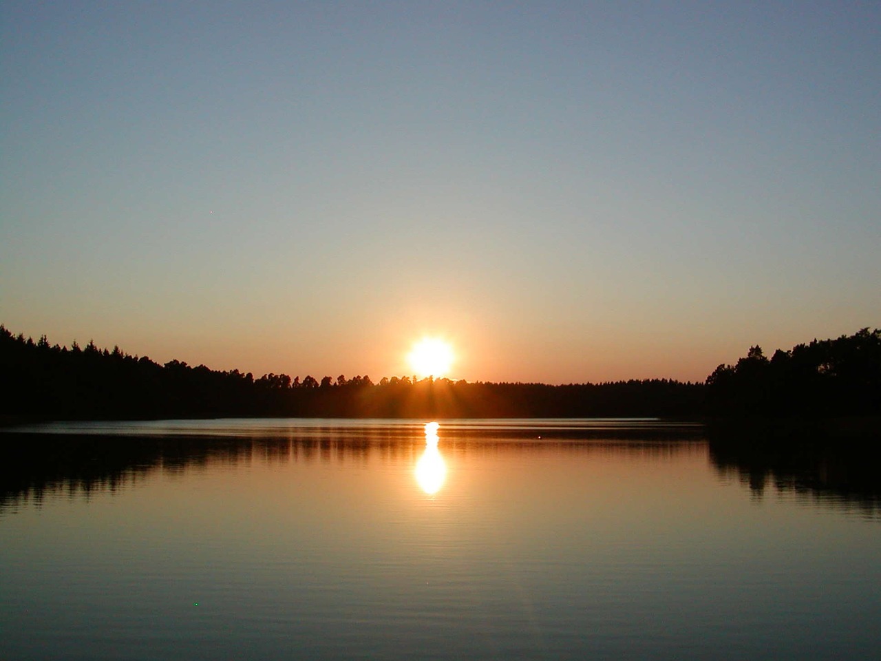 Saulėlydis,  Abendstimmung,  Afterglow,  Miškas,  Ežeras,  Vanduo,  Vakarinis Dangus,  Saulės Šviesa,  Gamta,  Romantika