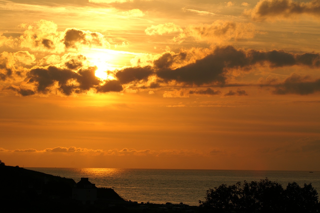 Saulėlydis, Jūros Dugnas, Atspindys Ant Vandens, Horizontas, Tamsūs Debesys, Saulės Šviesa, Resanence, Jūra, Côte Dazur, France