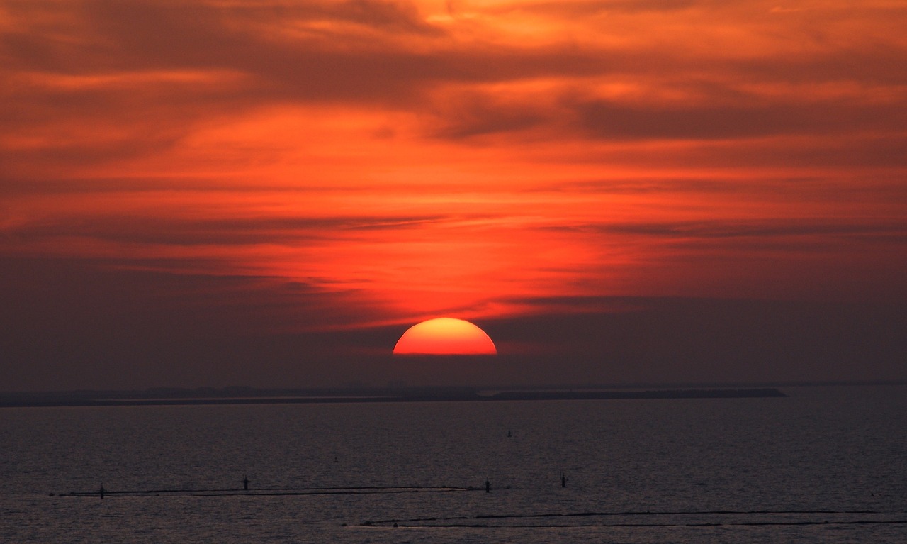 Saulėlydis, Raudona, Saulė, Dangus, Afterglow, Debesys, Vakarinis Dangus, Abendstimmung, Oranžinė, Geltona