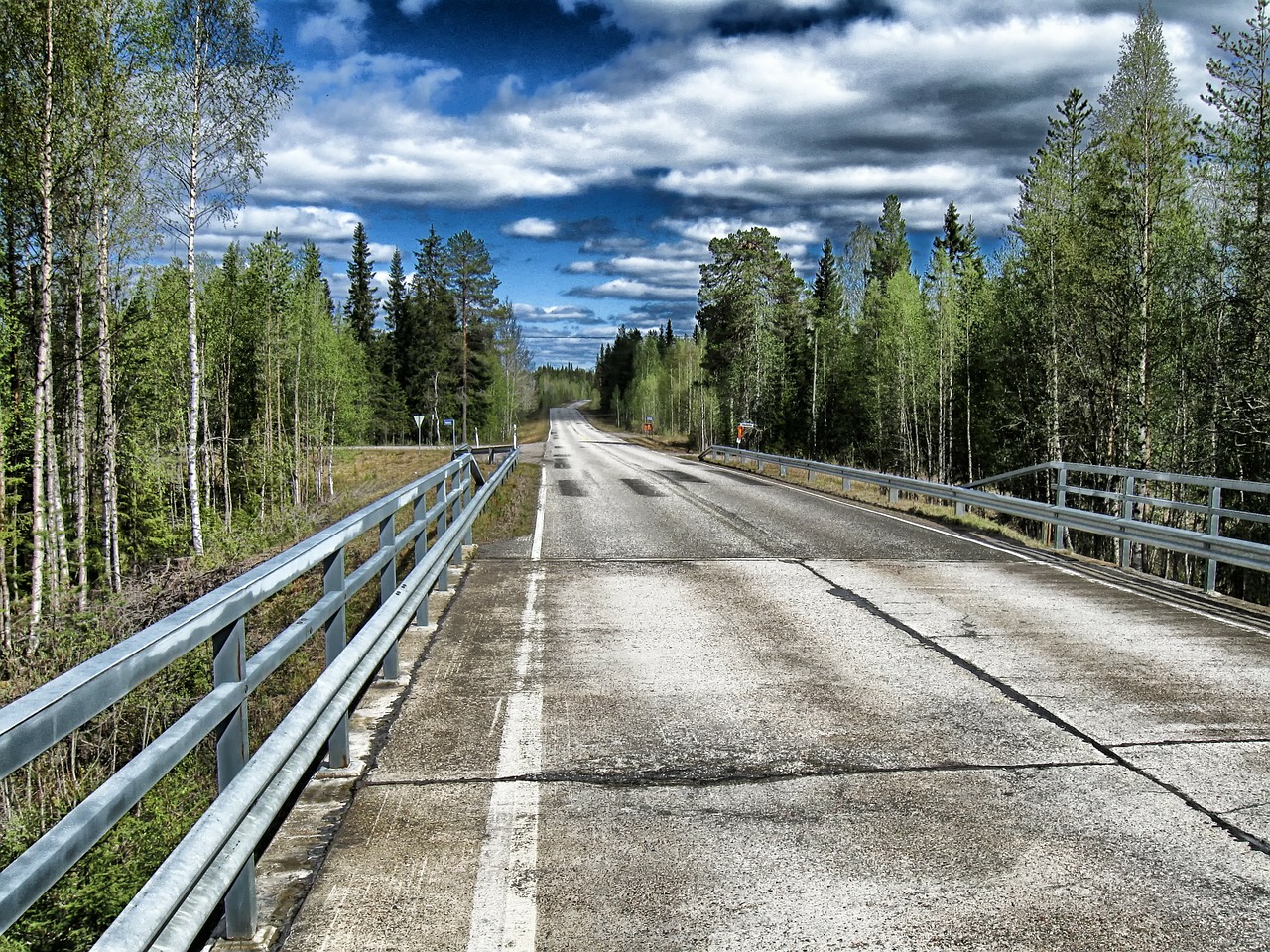 Suomussalmi, Finland, Kelias, Greitkelis, Miškas, Medžiai, Kraštovaizdis, Vaizdingas, Dangus, Debesys