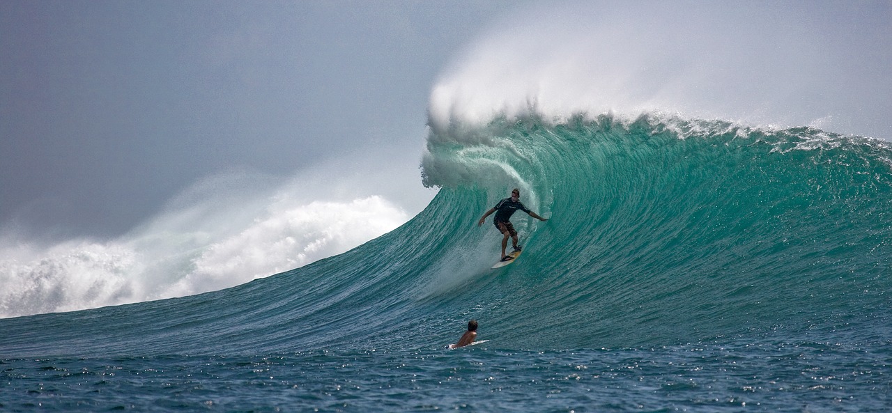 Surfer, Didelės Bangos, Meistriškai, Ombak Tujuh Coast, Indijos Vandenynas, Java Sala, Indonezija, Nemokamos Nuotraukos,  Nemokama Licenzija