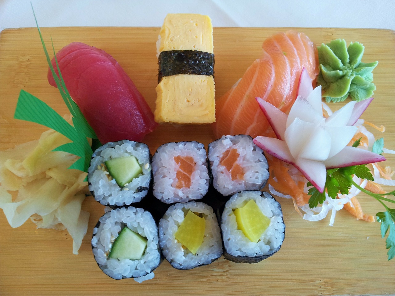 Sushi, Asija, Žuvis, Ryžiai, Maistas, Nemokamos Nuotraukos,  Nemokama Licenzija