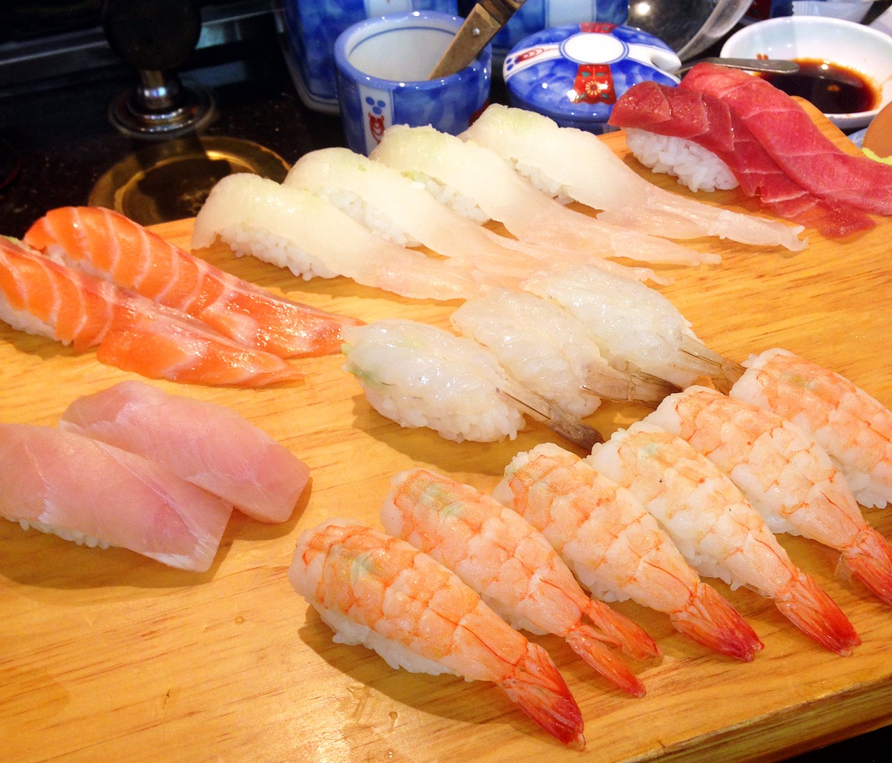 Sushi, Japanese, Lašiša, Laikas, Žuvis, Krevetės, Lengvas Oras, Maistas, Skanus, Tunų
