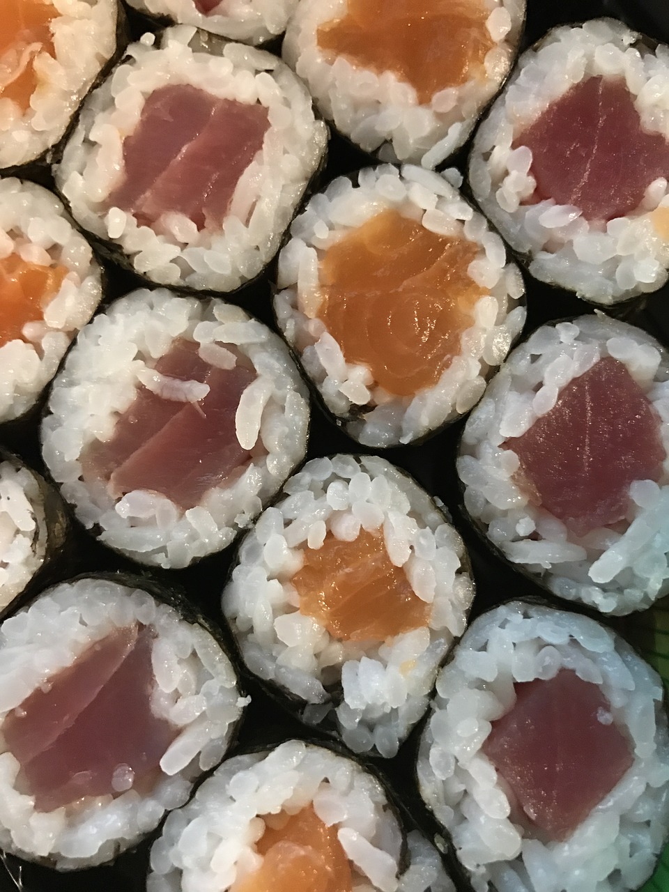 Sushi, Žuvis, Vakarienė, Užkandis, Ryžiai, Oranžinė, Rožinis, Jūros Gėrybės, Japanese, Roll