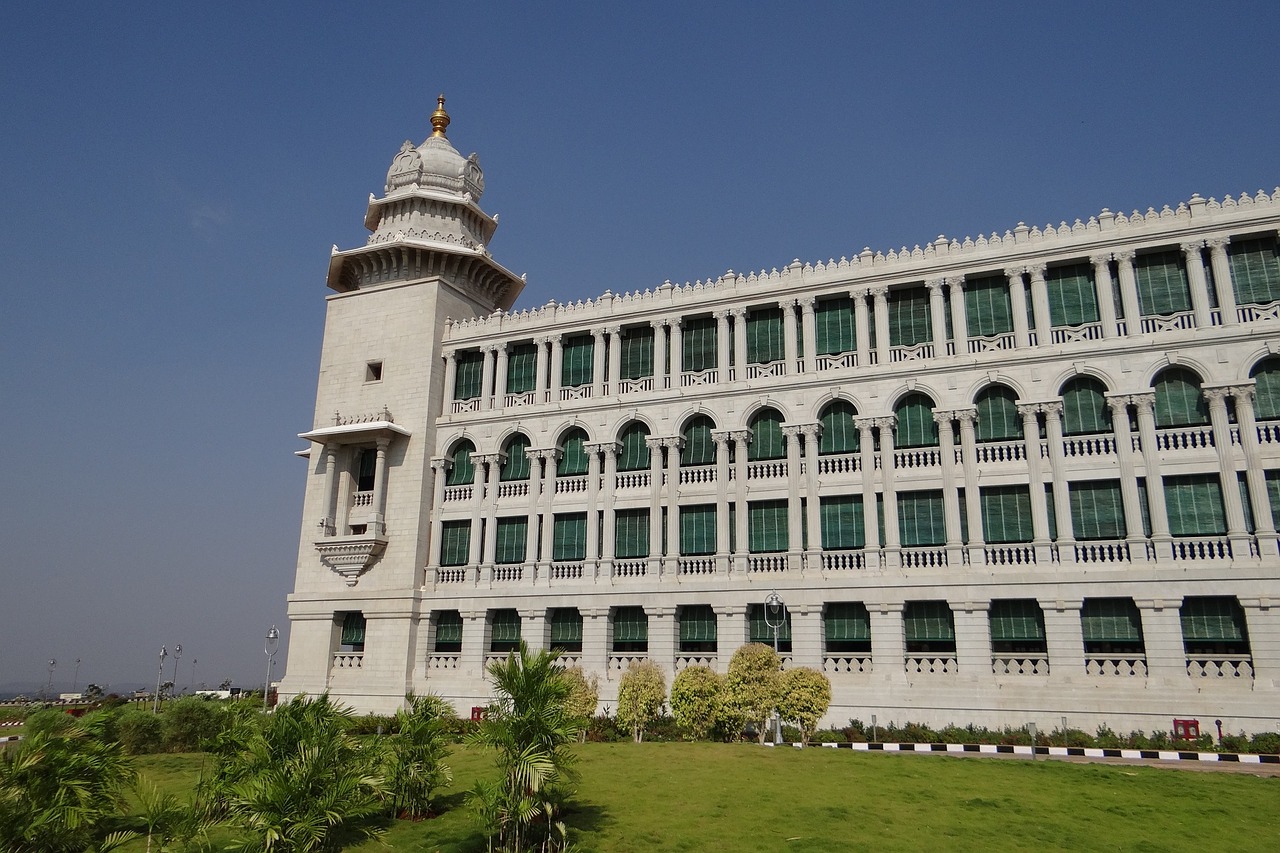 Suvarna Vidhana Soudha, Belgaum, Teisėkūros Kūrimas, Sodas, Architektūra, Karnataka, Pastatas, Įstatymų Leidžiamoji Valdžia, Indija, Nemokamos Nuotraukos