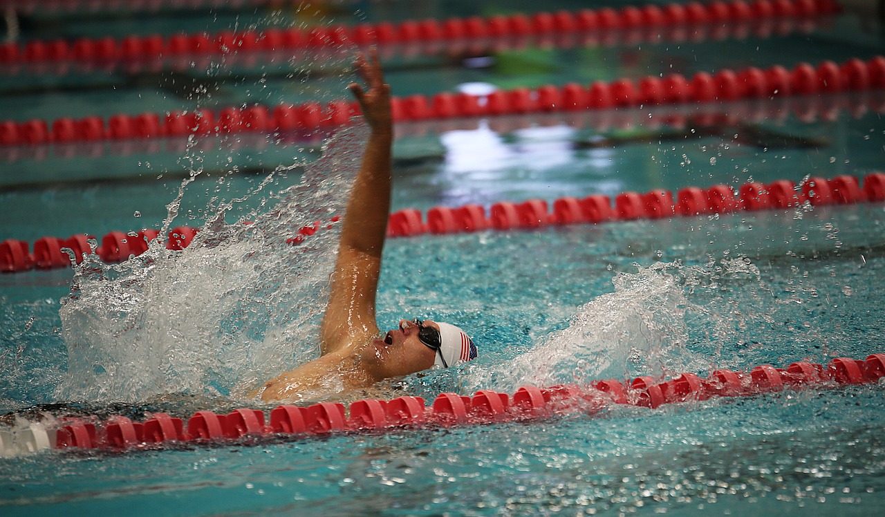 Maudytis, Varzybos, Plaukikai, Backstroke, Baseinas, Juostos, Lenktynės, Sportininkai, Fitnesas, Sportas