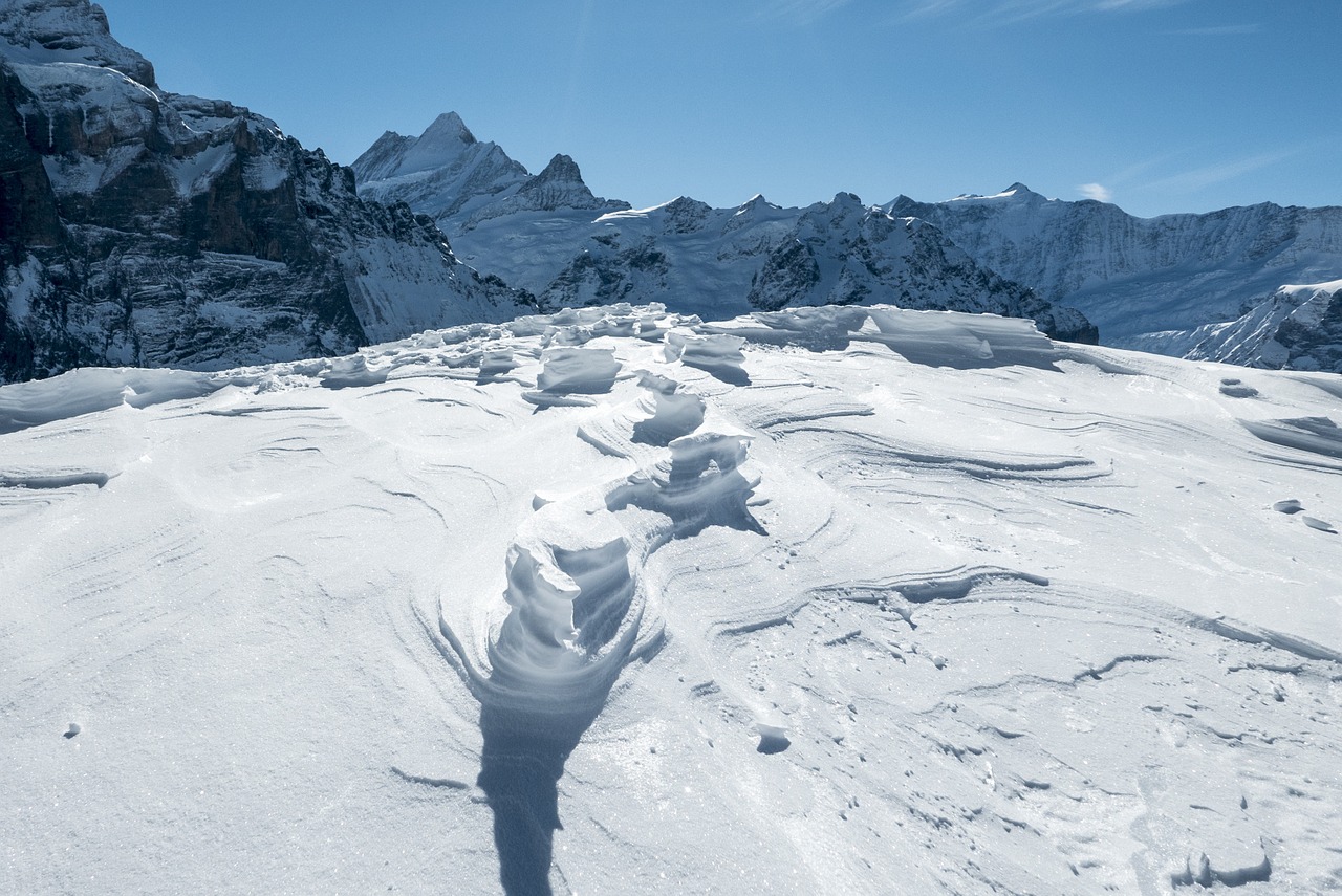 Šveicarija, Kalnai, Žiema, Sniegas, Grindelwald, Kraštovaizdis, Alpių, Schreckhorn, Swiss Alps, Gamta
