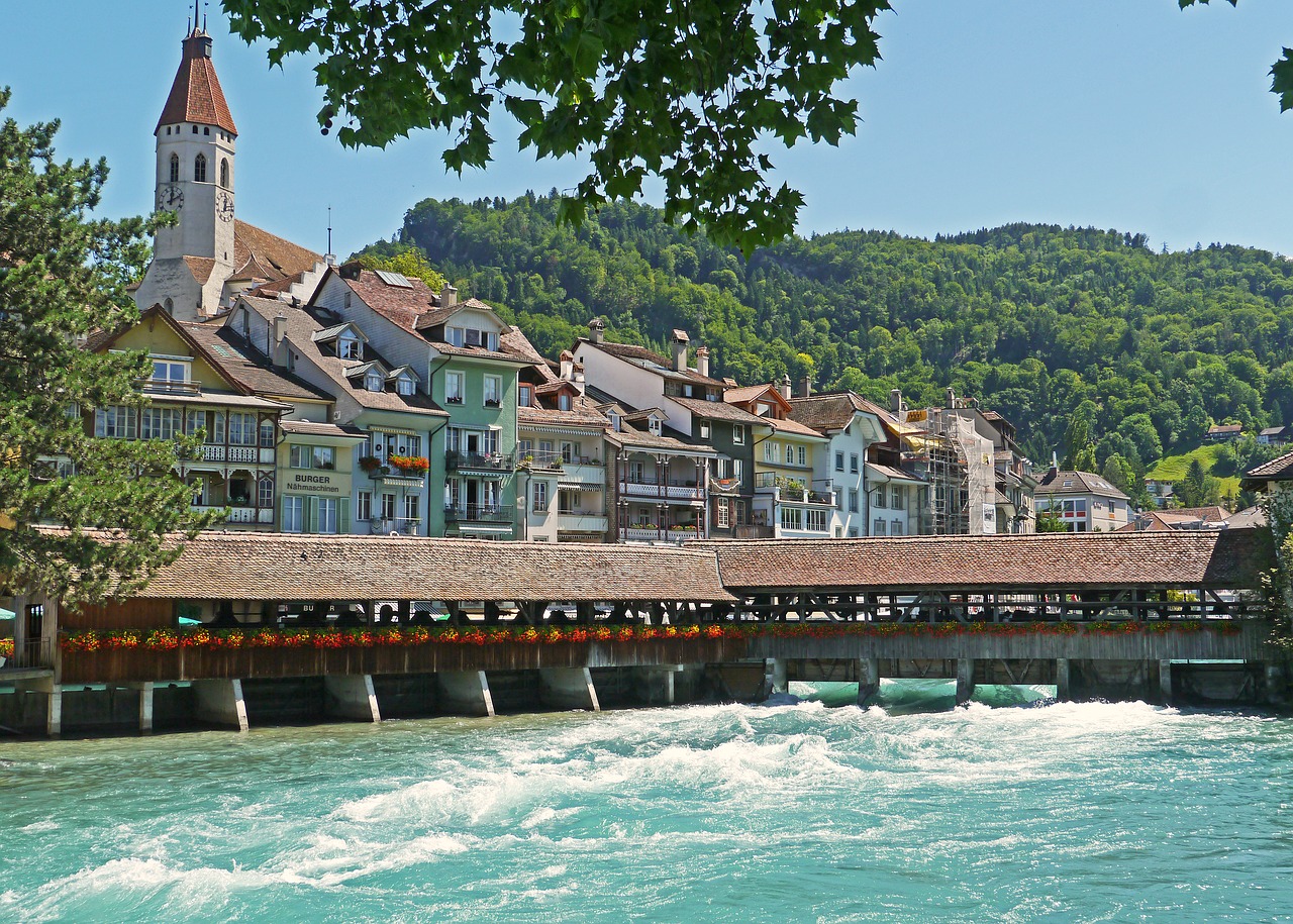 Šveicarija, Thun, Aare, Alpių Upė, Weir, Persiųsti, Banga, Purkšti, Centro, Centras