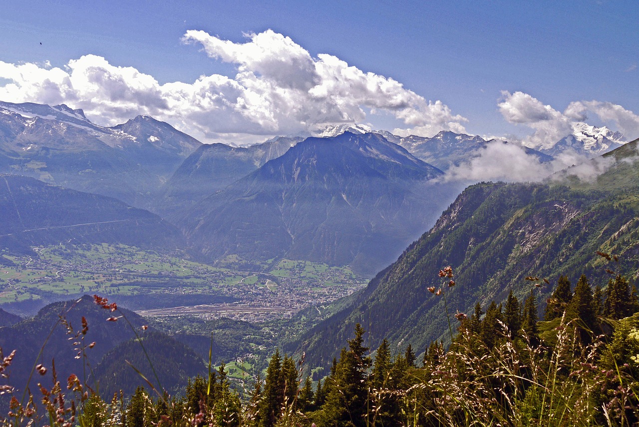 Šveicarija, Ronos Slėnis, Žvilgsnis, Brig, Simplon Pass, Paprastasis Kelias, Alpių, Valais, Geležinkelis, Centrinė Stotis