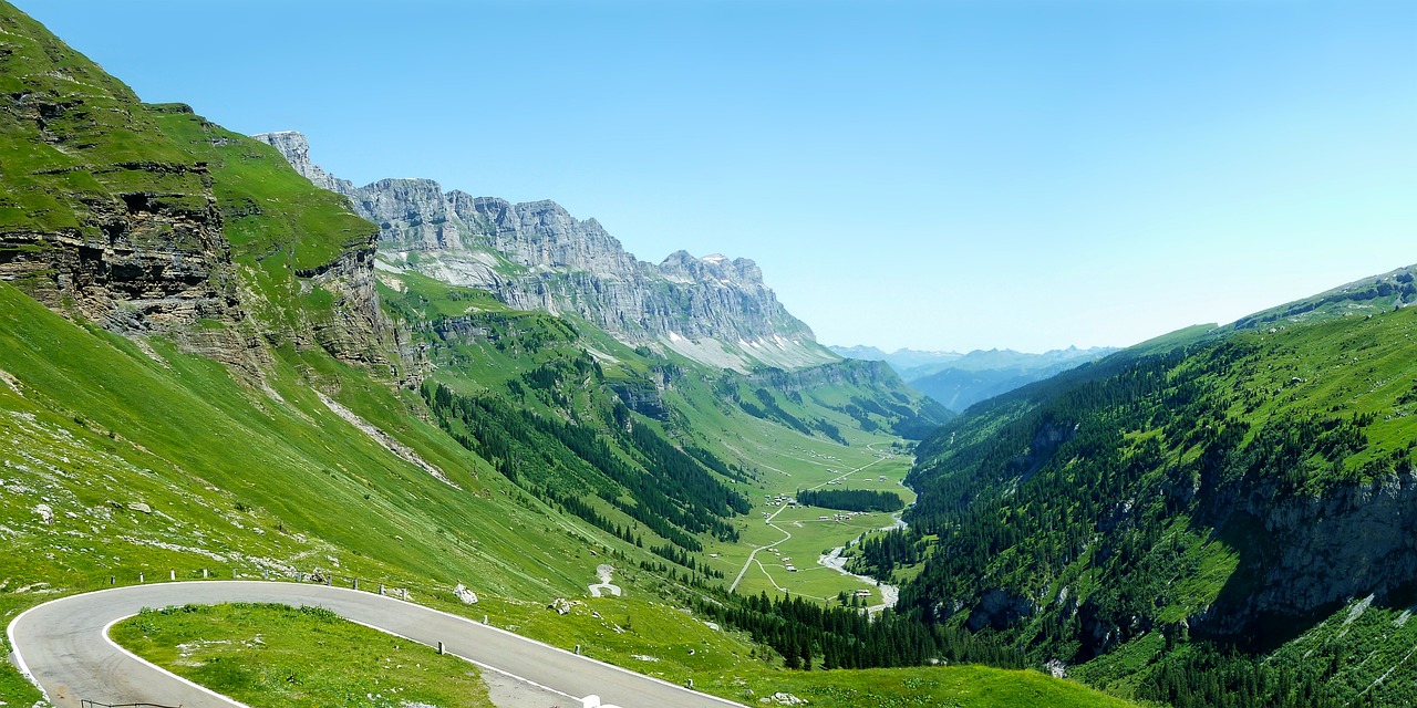 Šveicarija, Vasara, Klausen Pass, Žalias, Dangus, Saulėtas, Praeiti, Klausen Pass Road, Gražus, Aišku