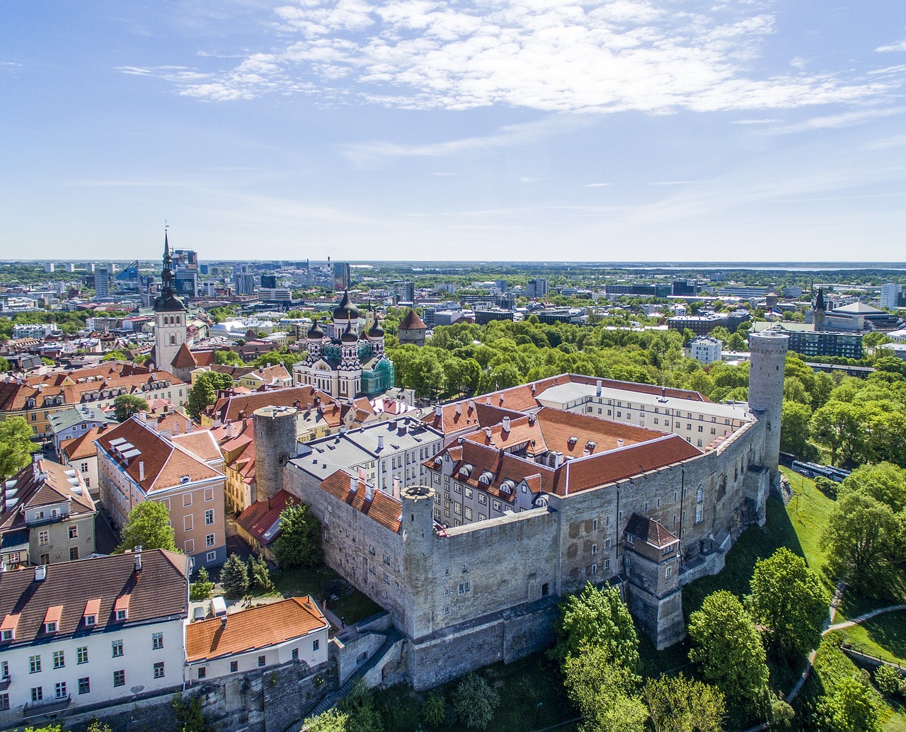 Talinas,  Estijoje,  Miestas,  Bokštas,  Bažnyčia,  Turizmas,  Lauke,  Kelionė,  Dangus,  Metai