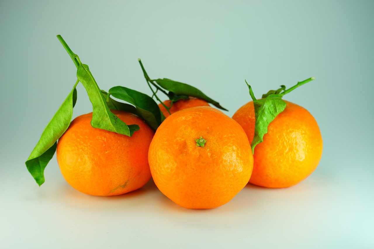 Mandarinai, Klementinos, Apelsinai, Citrusinis Vaisius, Oranžinė, Vaisiai, Lapai, Vaisiai, Sveikas, Vitaminai