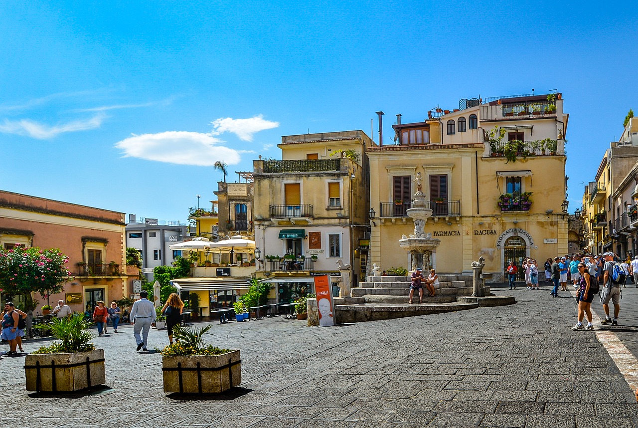 Taormina, Sicilija, Italy, Piazza, Miestas, Kvadratas, Turistinis, Turizmas, Viduržemio Jūros, Ispanų