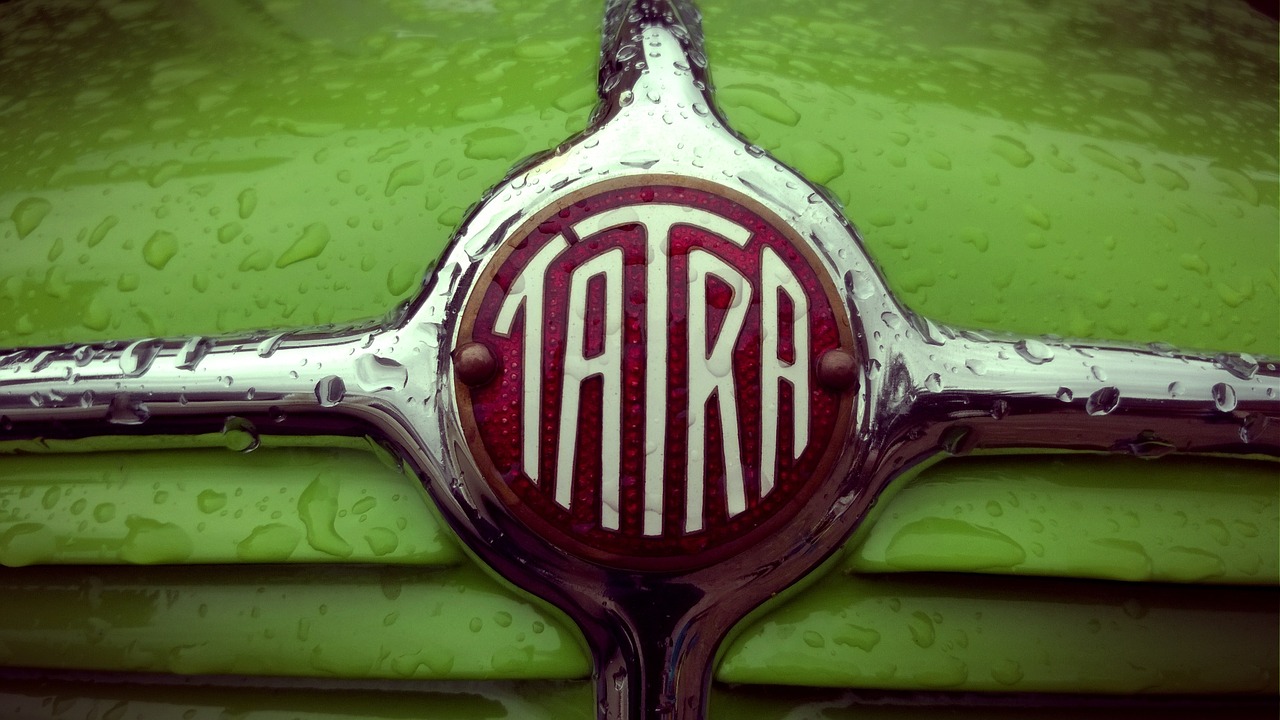 Tatura, Vintage, Klasikinis Automobilis, Oldtimer, Ženklas, Automatinis, Lašai, Žalias, Nemokamos Nuotraukos,  Nemokama Licenzija