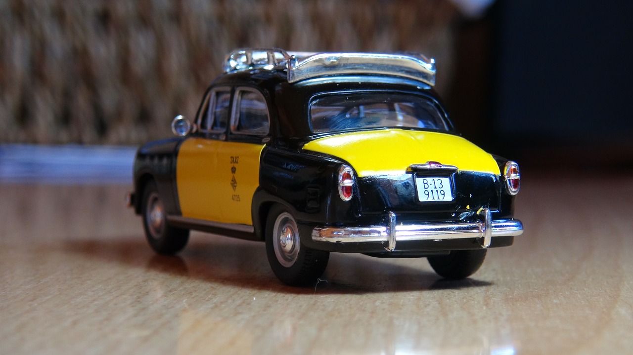 Taksi, Barcelona, 60-Tieji Metai, Miniatiūrinė, Boot, Geltona, Nemokamos Nuotraukos,  Nemokama Licenzija